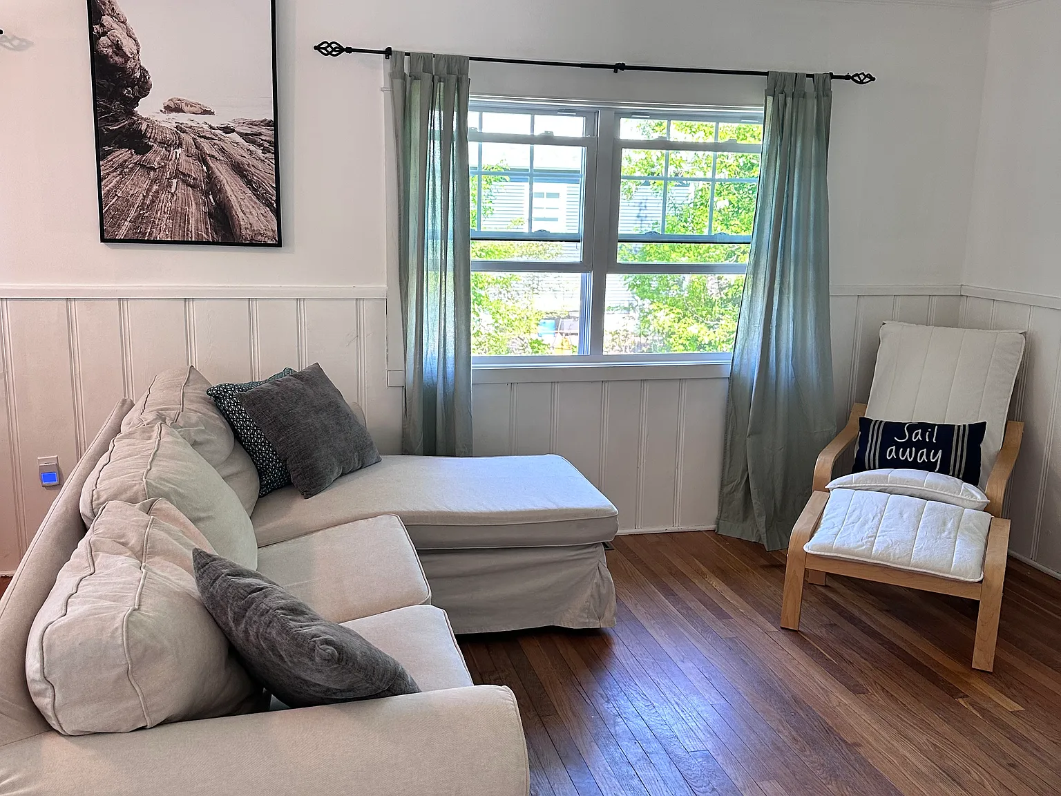 3 bed, 1000 sqft, $3,000 — Photo 2