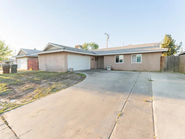1574 Bluejay Circle, Hanford, CA 93230