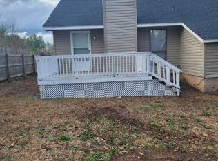 1399 Worstead Dr, Fayetteville, NC 28314