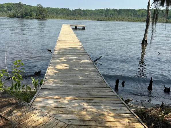 268 Harbour View Drive, Chocowinity, NC 27817