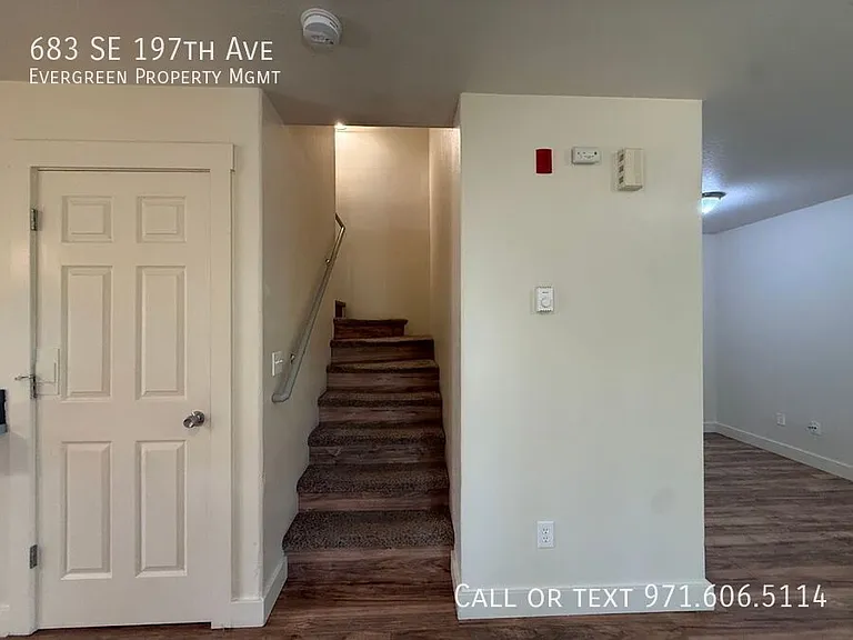 683 SE 197th Ave — Photo 20