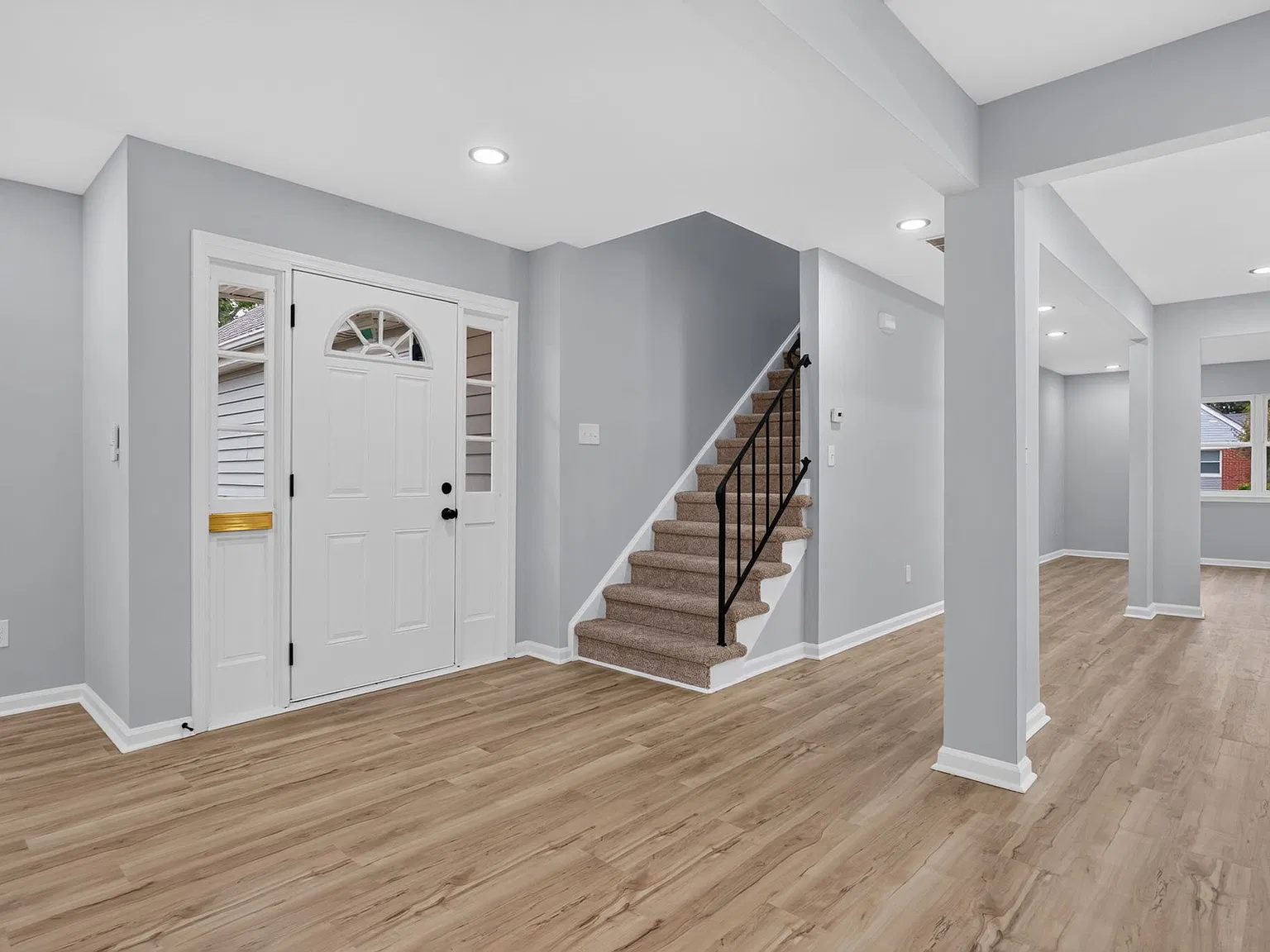 5 bed, 2513 sqft, $3,800 — Photo 4