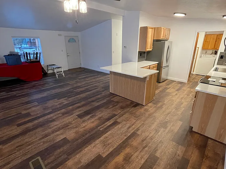 155 Dunromin Rd — Photo 9