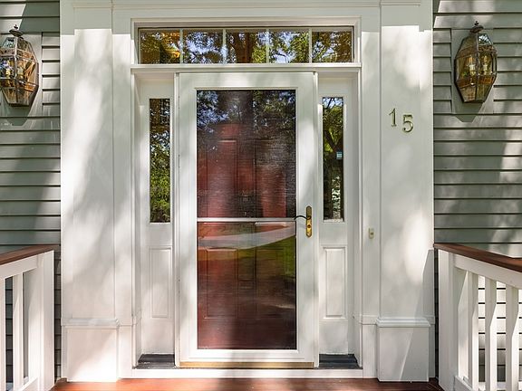 3rd image of 15 Parsons Rd