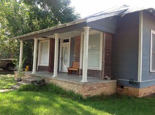 107 E Chauncy St, Brenham, TX 77833