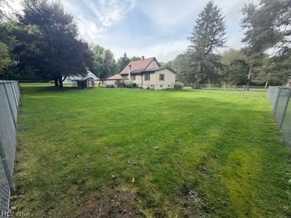 5319 Scott St, Newton Falls, OH 44444