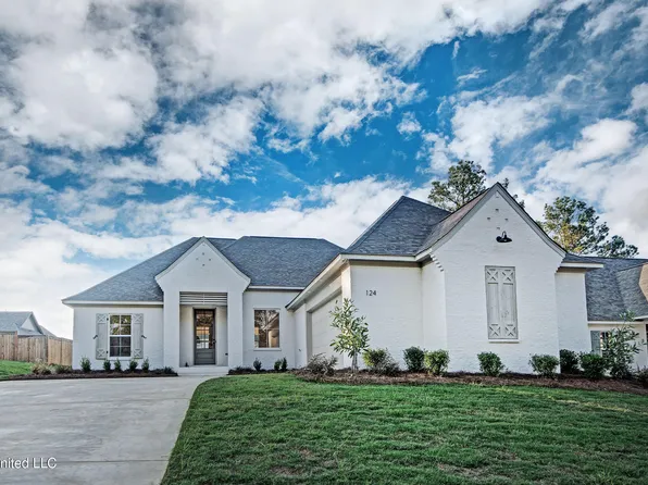 124 Springs Xing, Madison, MS 39110