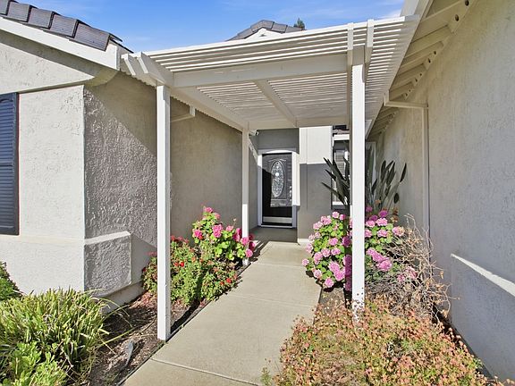 3rd image of 5135 Tehachapi Way