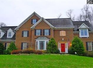 17305 Tall Tree Trl, Chagrin Falls, OH 44023