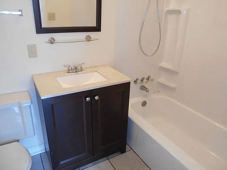 119 S Aiken Ave #1 — Photo 4
