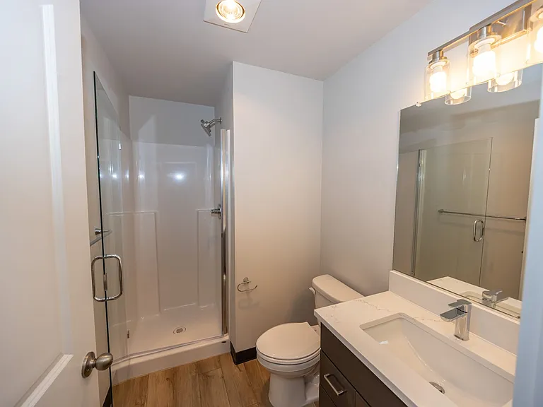 1901 E 11th St #202 — Photo 15