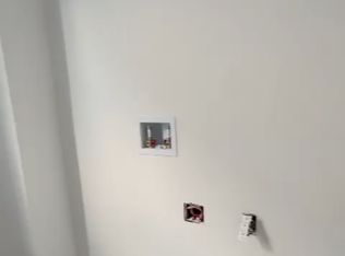 60 Elm St FLOOR 3, Lynn, MA 01905