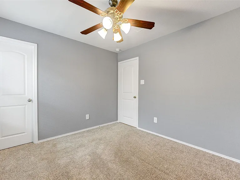 21315 Pine Mill Dr — Photo 31