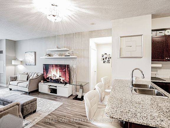 5th image of 1359 Rathburn Rd E #1714