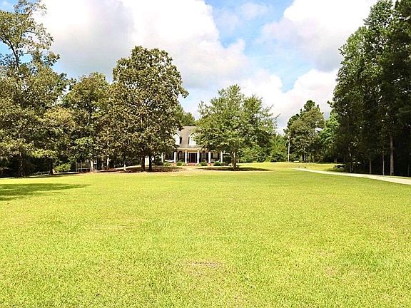 3rd image of 65 Lakeside Dr