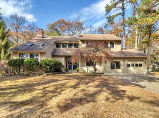 13 Briarwood Dr, Voorhees, NJ 08043
