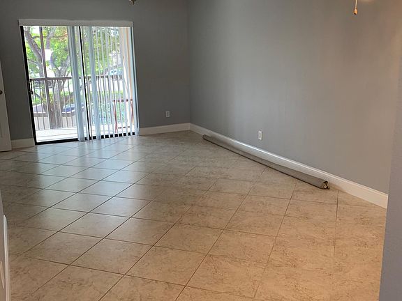 4th image of 972 NW 104th Ave #205