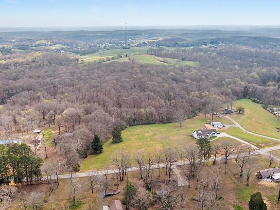 2nd image of 9 Louise Rd