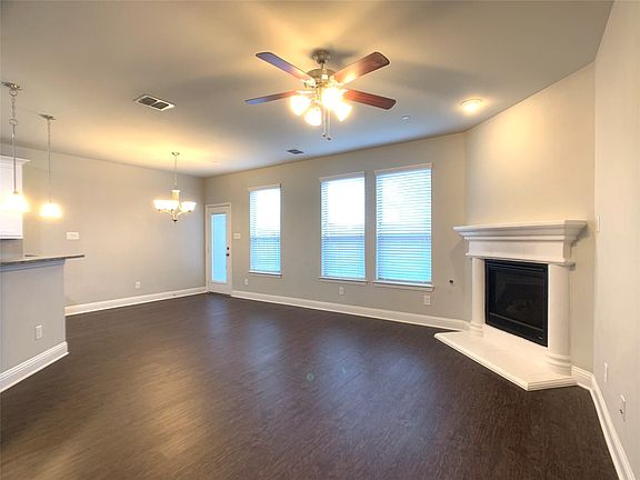 5th image of 6309 Burbank Way