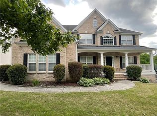 929 Redstone Rd, Dacula, GA 30019