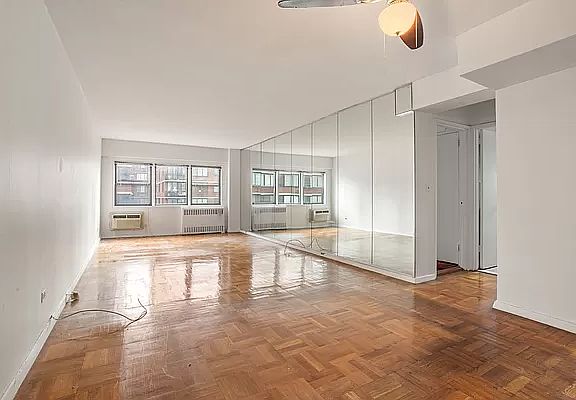 2nd image of 333 E 75th St APT 11F