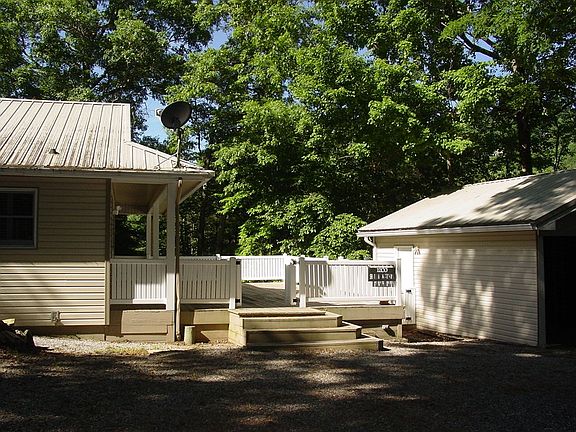 2nd image of 1200 Shadow Mountain Dr