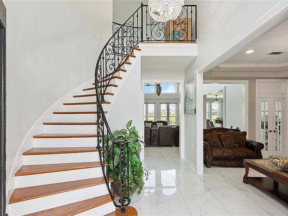 5th image of 171 Turnberry Dr