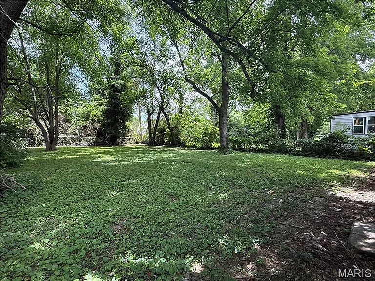 470 Mueller Ave — Photo 8