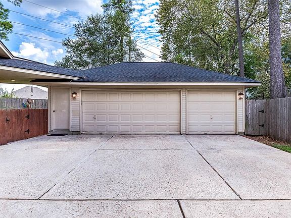 4th image of 13719 Grey Hollow Ln