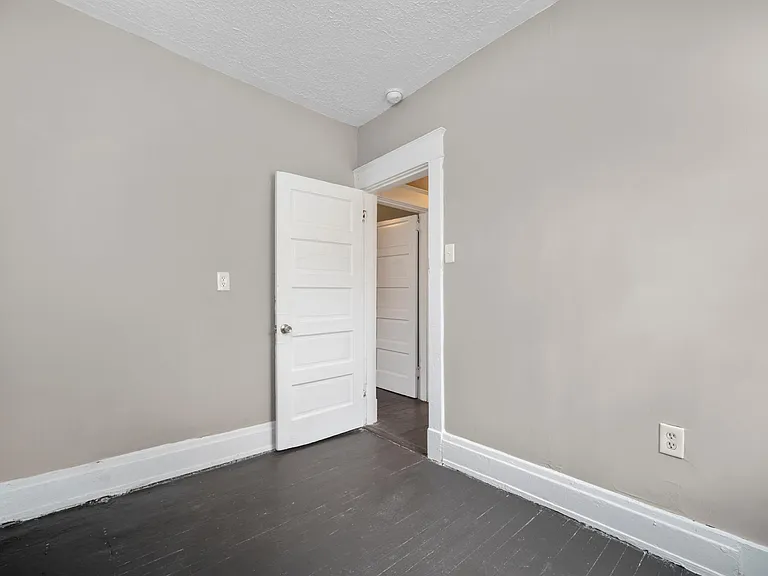 2510 4th Ave — Photo 15