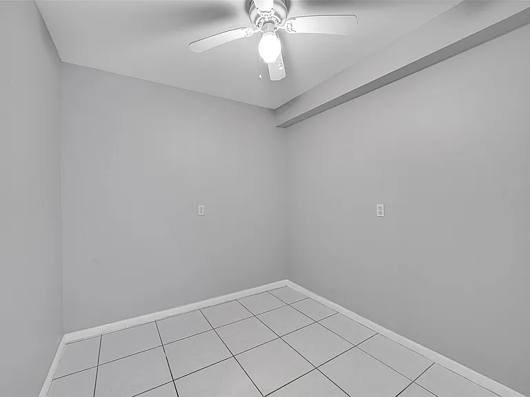 1713 Whitehall Dr #103 — Photo 28