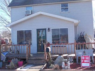 218 S Poplar St, Assumption, IL 62510