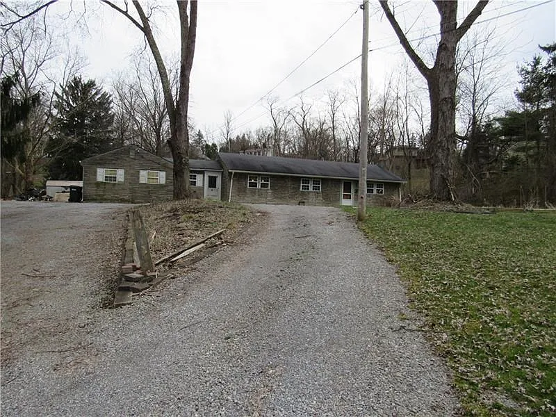 3378 Gibsonia Rd photo 1