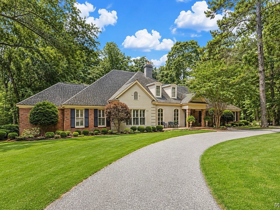 1st image of 503 Forest Cir