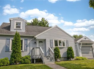 263 Traver Cir, Rochester, NY 14609