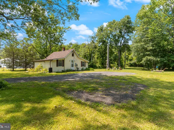 5914 Shady Side Rd, Shady Side, MD 20764