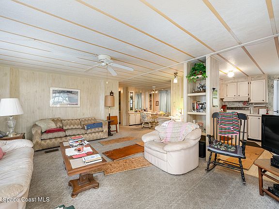 5th image of 5013 Santa Anna Ave