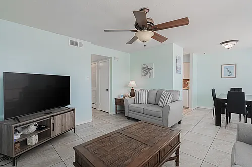 8460 Gulf Blvd #202 Photo 1