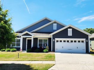 7315 Strawberry Fields Ln, Charlotte, NC 28278