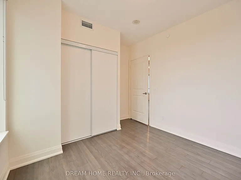 68 Canterbury Pl #1702 — Photo 19