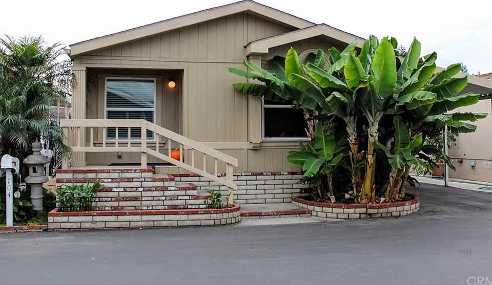 2nd image of 104 Pigeon Ln #104