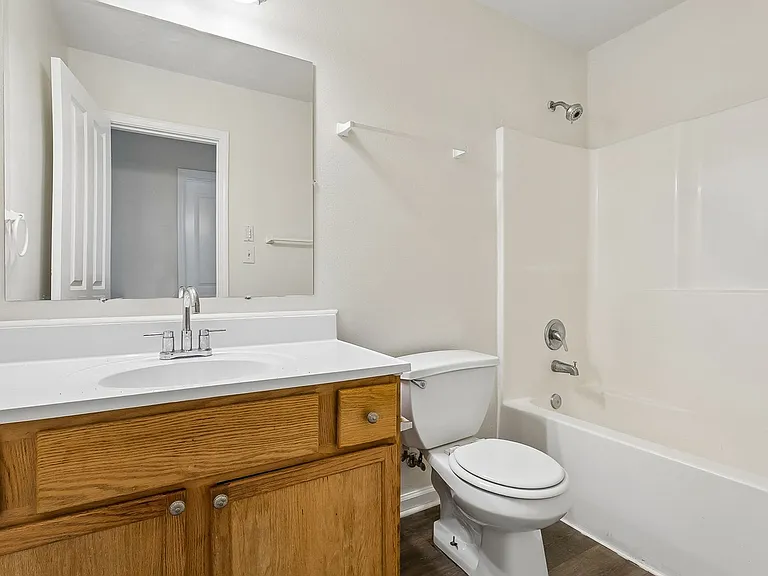 3531 Adrian St — Photo 9