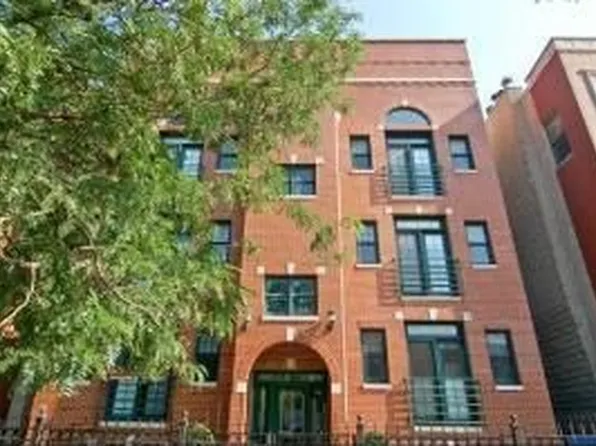 1916 W Belmont Ave, Chicago, IL 60657