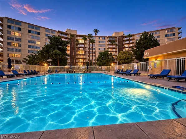205 E Harmon Ave APT 807, Paradise Town, NV 89169