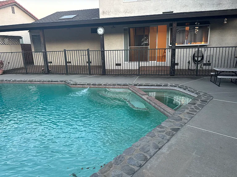 5468 Century Plaza Way — Photo 14