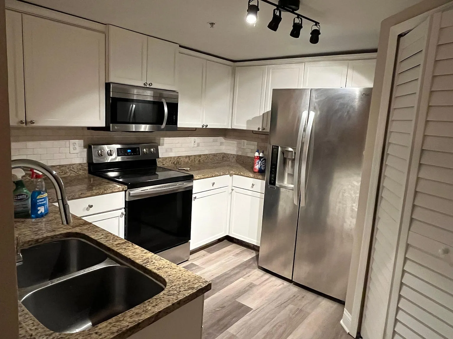 1325 Rotonda Point — Photo 3