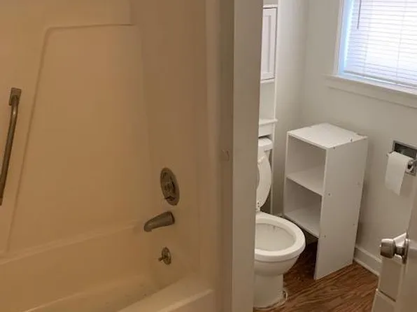 320 Fraser Cir APT 6, Hinesville, GA 31313