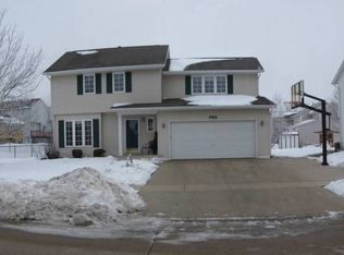 7701 Pin Tail Dr NE, Cedar Rapids, IA 52402