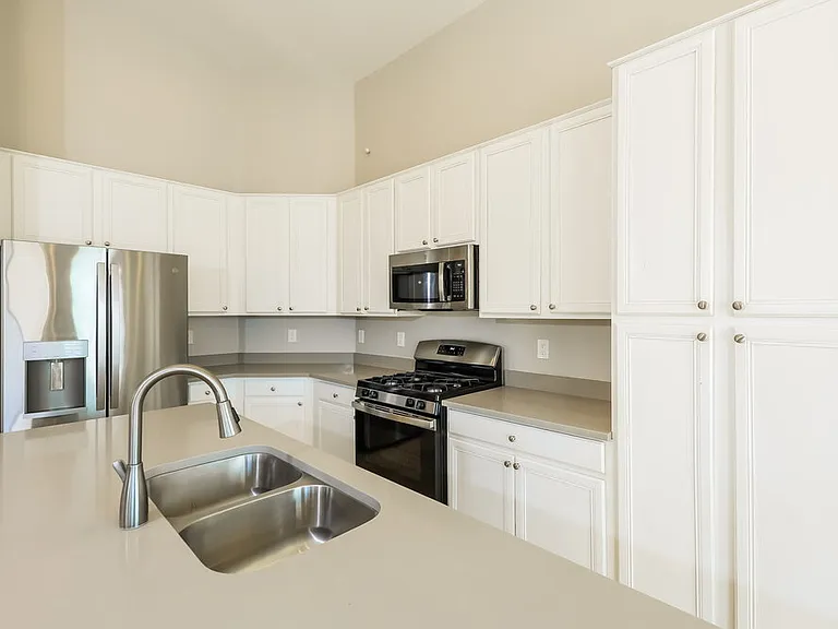 6427 W Silver Sage Ln — Photo 7