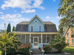 407 5th Ave, Decorah, IA 52101